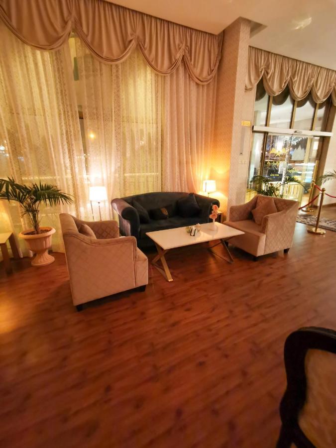 فندق كيان - Kyan Hotel Khamis Mushait Ngoại thất bức ảnh